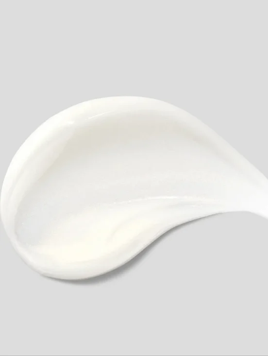 Victoria Beckham Augustinus Bader The Cell Rejuvenating Illuminator Pearlescent - Picture 4 of 4